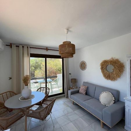 Bella Lilia Apartment Es Pujols Luaran gambar