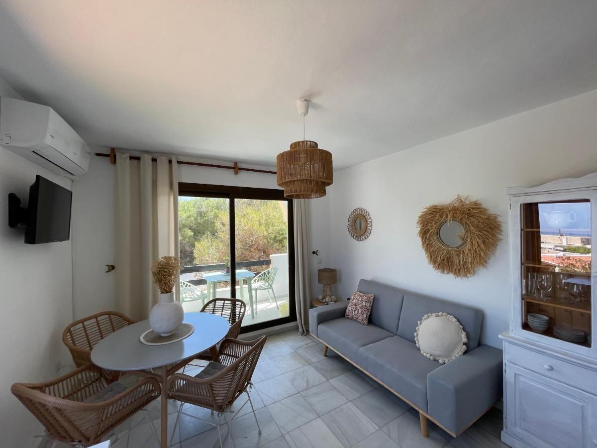 Bella Lilia Apartment Es Pujols Luaran gambar