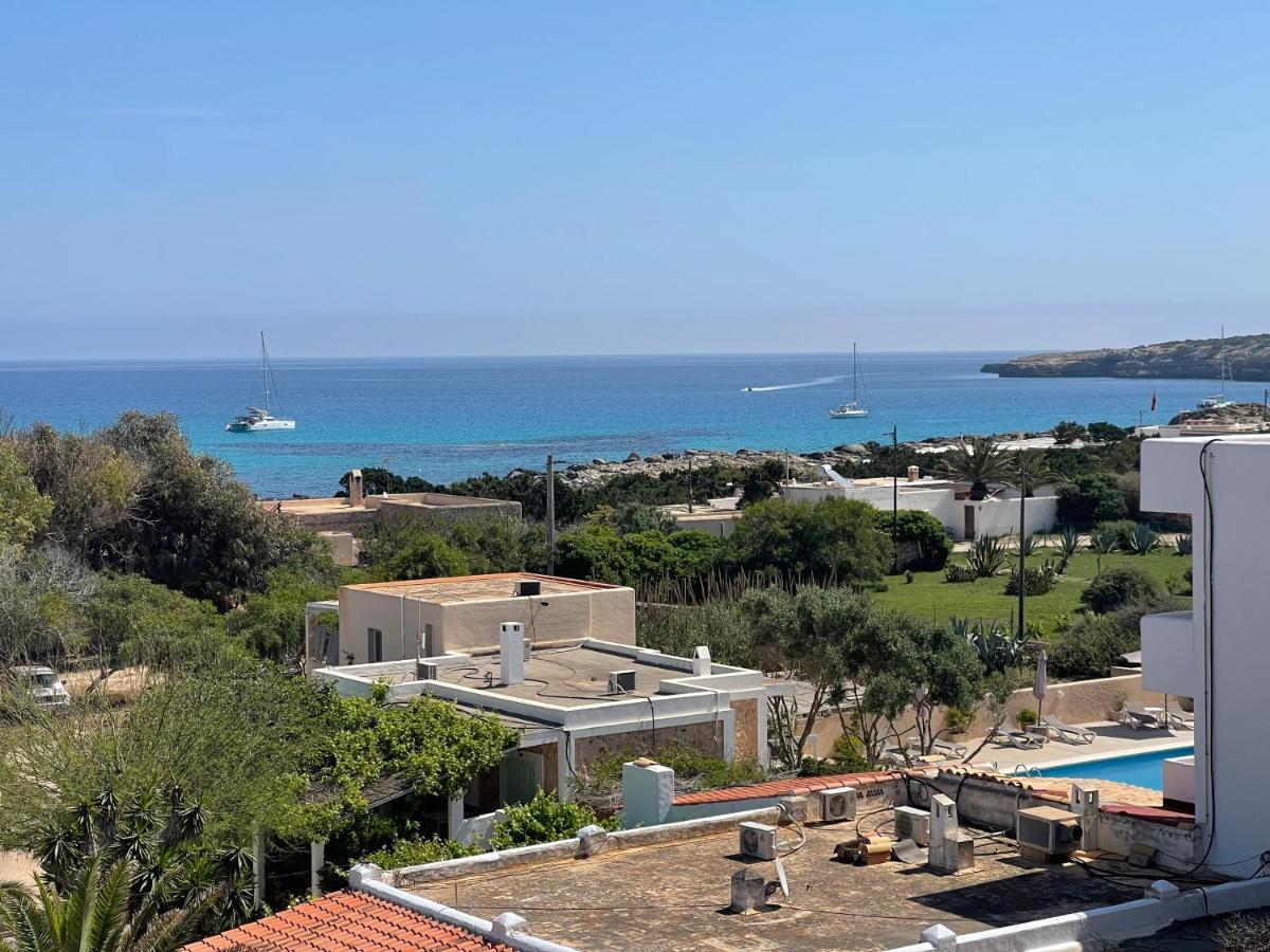 Bella Lilia Apartment Es Pujols Luaran gambar